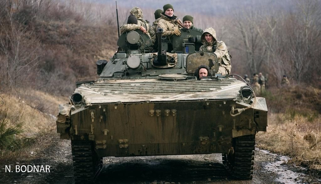 Как на войне: эффектные фото тренировок 128-й бригады Как на войне: эффектные фото тренировок 128-й бригады