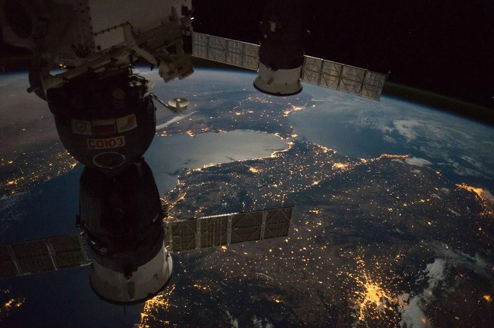 Астронавт показал, как выглядят "ворота в Средиземное море" из космоса