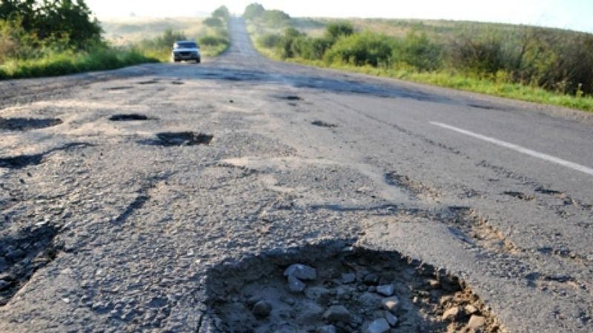 На Львовщине проверили состояние дорог, которые считают лучшими в области На Львовщине проверили состояние дорог, которые считают лучшими в области
