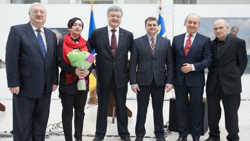 Порошенко вручил Шевченковские премии: появился перечень лауреатов