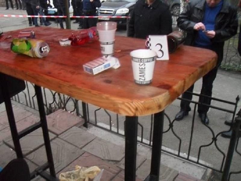 У Києві біля магазину зарізали чоловіка У Києві біля магазину зарізали чоловіка