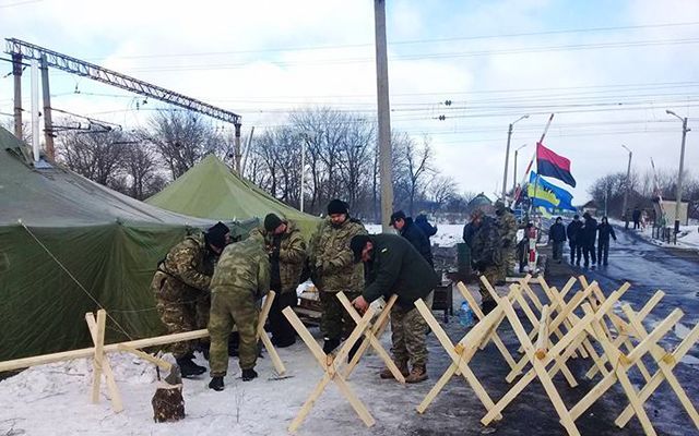 Блокувальники Донбасу висунули владі ультиматум