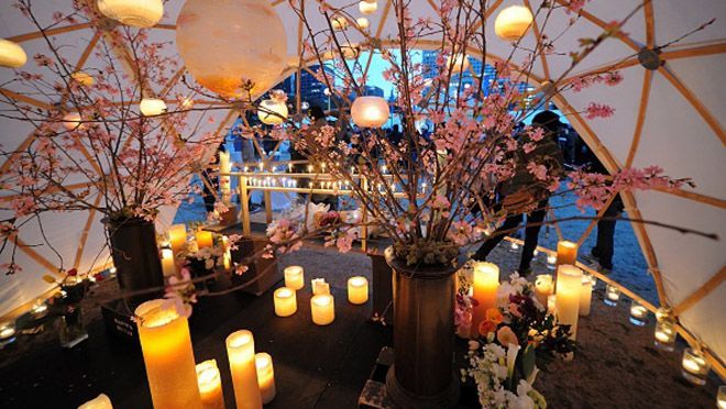 В Японии почтили память жертв мощного землетрясения: трогательные фото В Японии почтили память жертв мощного землетрясения: трогательные фото