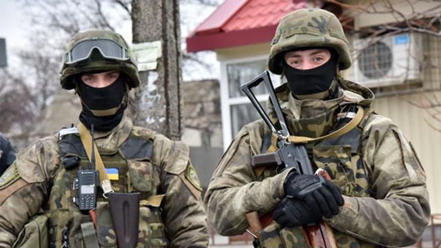 Луганская милиция перешла на усиленный режим работы из-за возможных терактов боевиков Луганская милиция перешла на усиленный режим работы из-за возможных терактов боевиков