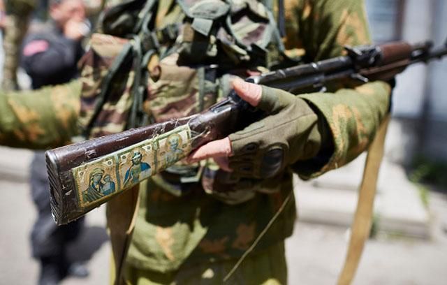 В плен боевиков "ЛНР" могли попасть трое мирных мужчин В плен боевиков "ЛНР" могли попасть трое мирных мужчин