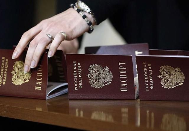 У Росії хочуть роздавати громадянство вихідцям з СРСР та імперії