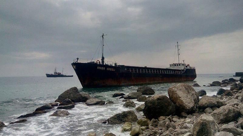 Волонтери розповіли цікаву деталь про корабель, який зазнав катастрофи біля Криму