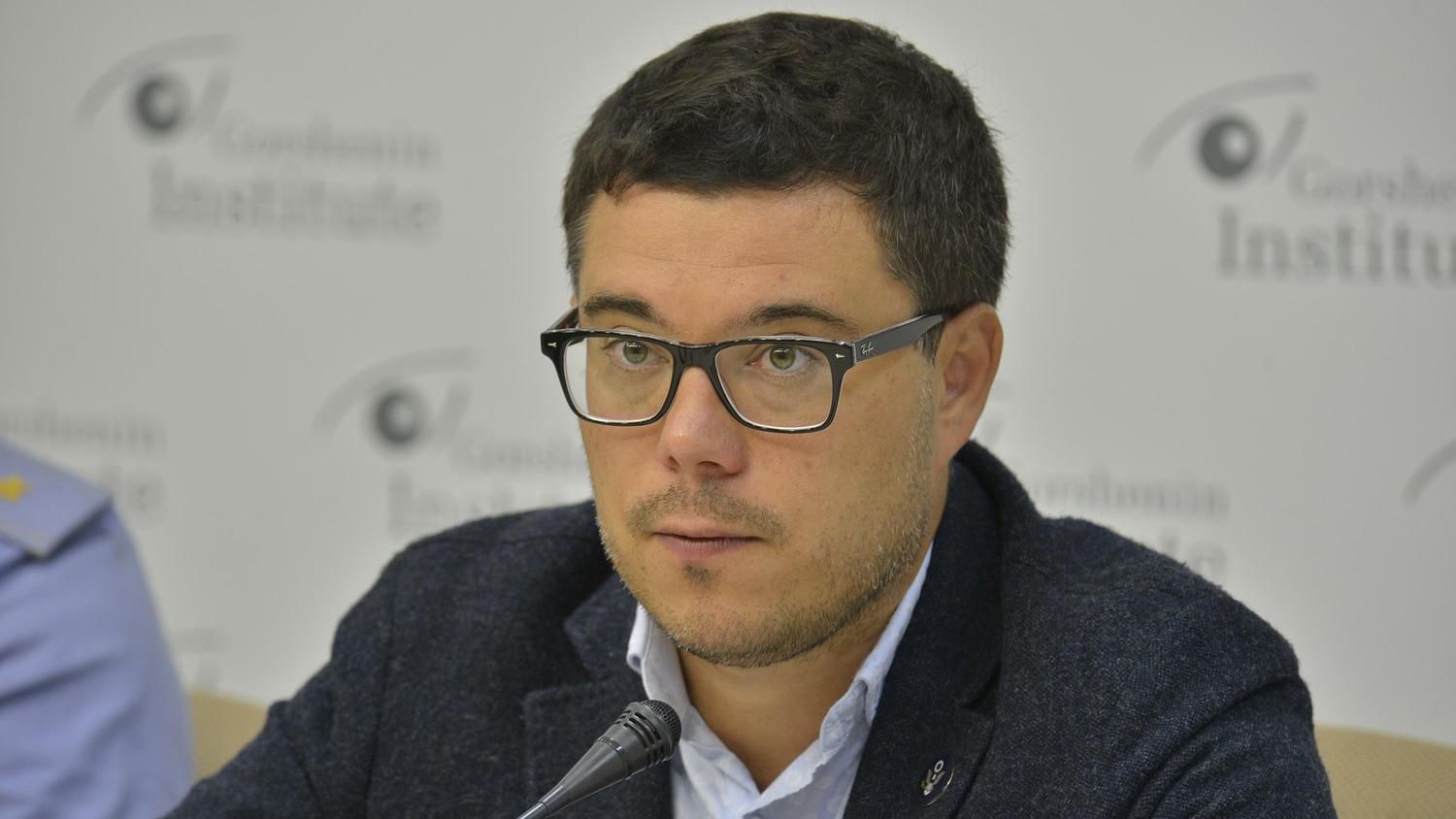 Эксперт обнародовал последствия допуска Самойловой в Украину