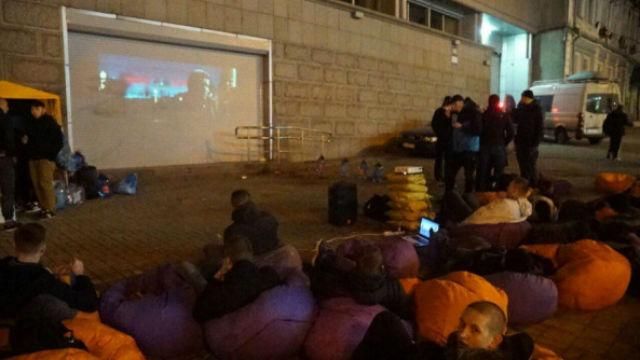 Активісти придумали практичне застосування замурованому "Сбербанку" Активісти придумали практичне застосування замурованому "Сбербанку"