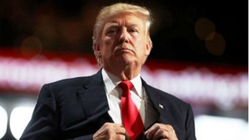 Трамп отдаст на благотворительность свою годовую зарплату Трамп отдаст на благотворительность свою годовую зарплату