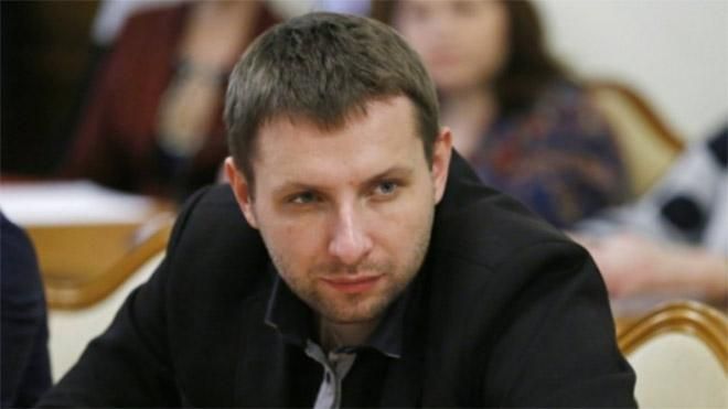 В Раде прокомментировали конфликт между Парасюком и полицейскими В Раде прокомментировали конфликт между Парасюком и полицейскими