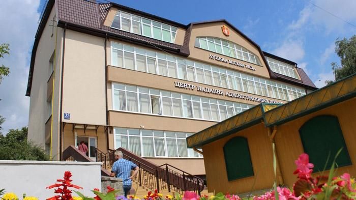 Луцькі депутати ніяк не визнають смерть мера Луцькі депутати ніяк не визнають смерть мера