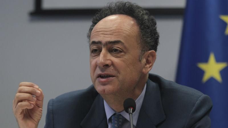 В ЕС удивились решению СНБО о блокаде и требуют объяснений В ЕС удивились решению СНБО о блокаде и требуют объяснений