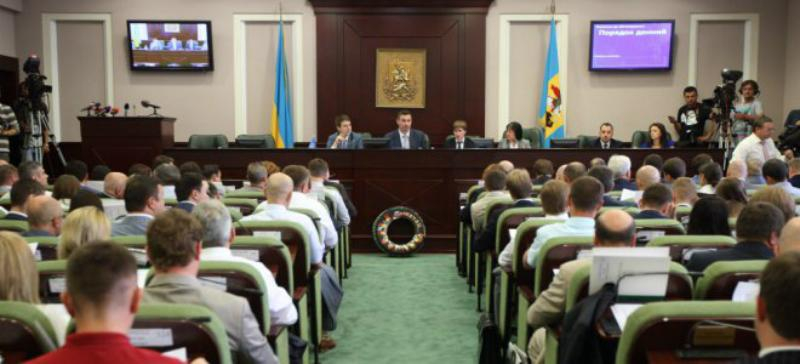 Киевсовет "порекомендовал" прекратить сотрудничество с российскими компаниями