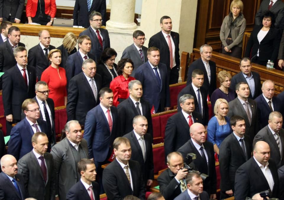 У Раді створюється нова "антиантикорупційна" коаліція, – блогер У Раді створюється нова "антиантикорупційна" коаліція, – блогер