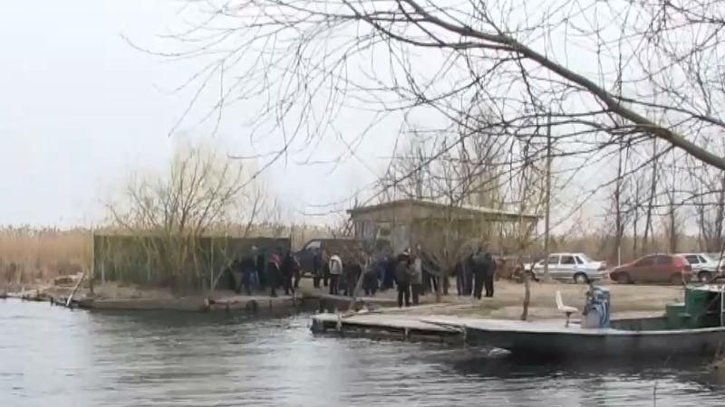 Через недбальство чиновників сотні рибалок втратили роботу Через недбальство чиновників сотні рибалок втратили роботу