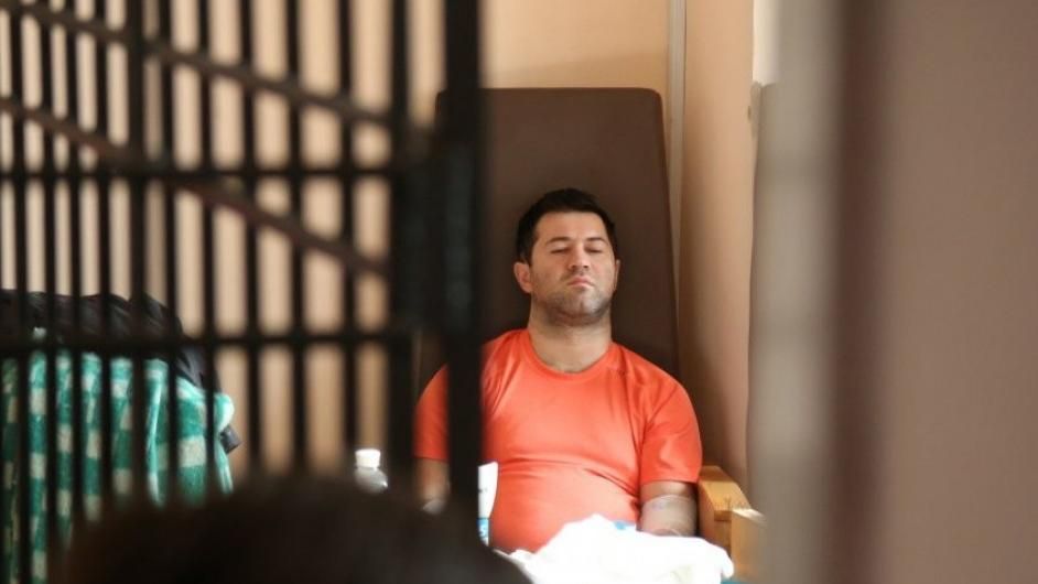 Насіров зробив пам'ятне фото зі співкамерниками Насіров зробив пам'ятне фото зі співкамерниками