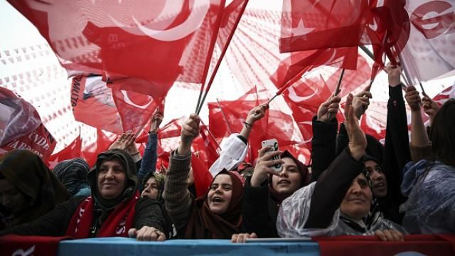 В Брюсселі попередили про "червону лінію", яка остаточно закриє Туреччині шлях у ЄС