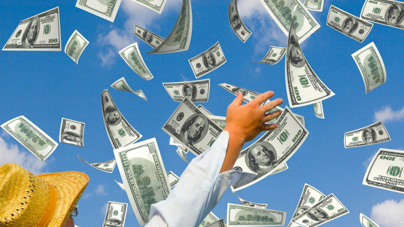 Топ-10 українських політиків-"транжирів" Топ-10 українських політиків-"транжирів"