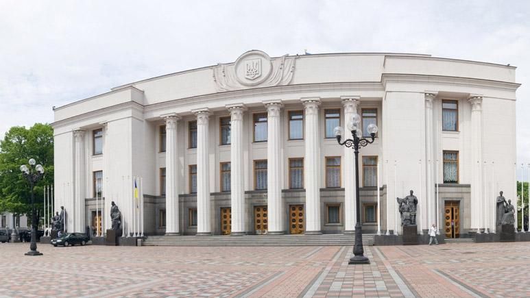 Активісти під Радою "потролили" Найджела Брауна Активісти під Радою "потролили" Найджела Брауна