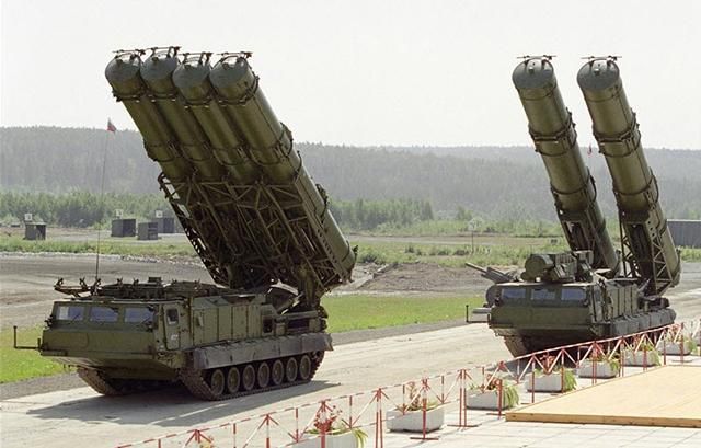 Росія вздовж усього кордону встановить ракетні системи