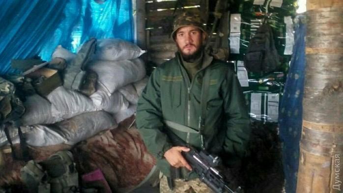 В сети появилось фото погибшего морпеха в зоне АТО В сети появилось фото погибшего морпеха в зоне АТО