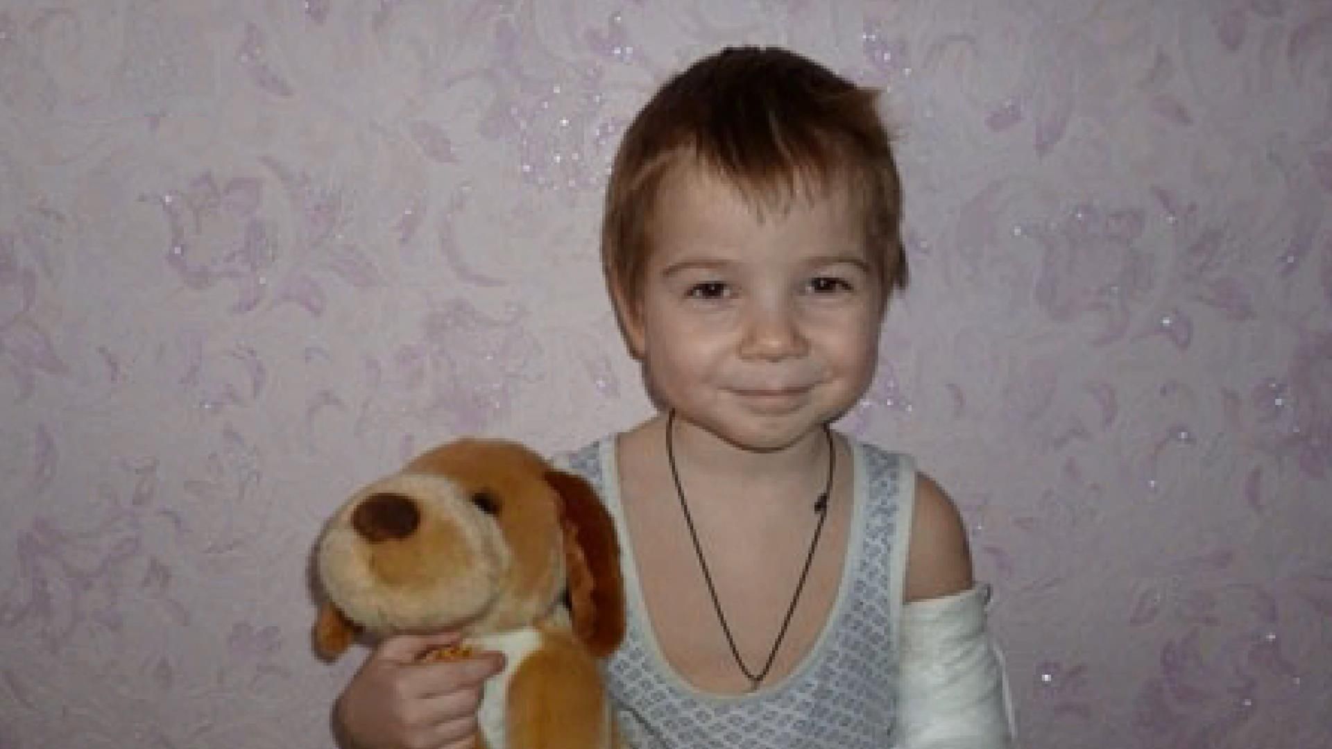 Украинцы собирают деньги на операцию 5-летнего малыша, пострадавшего из-за обстрелов на Донбассе