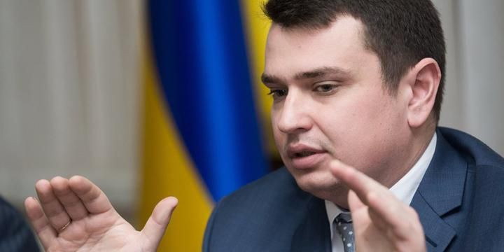 Директору Антикорупційного бюро наразі не варто боятись за своє крісло, – Фесенко Директору Антикорупційного бюро наразі не варто боятись за своє крісло, – Фесенко