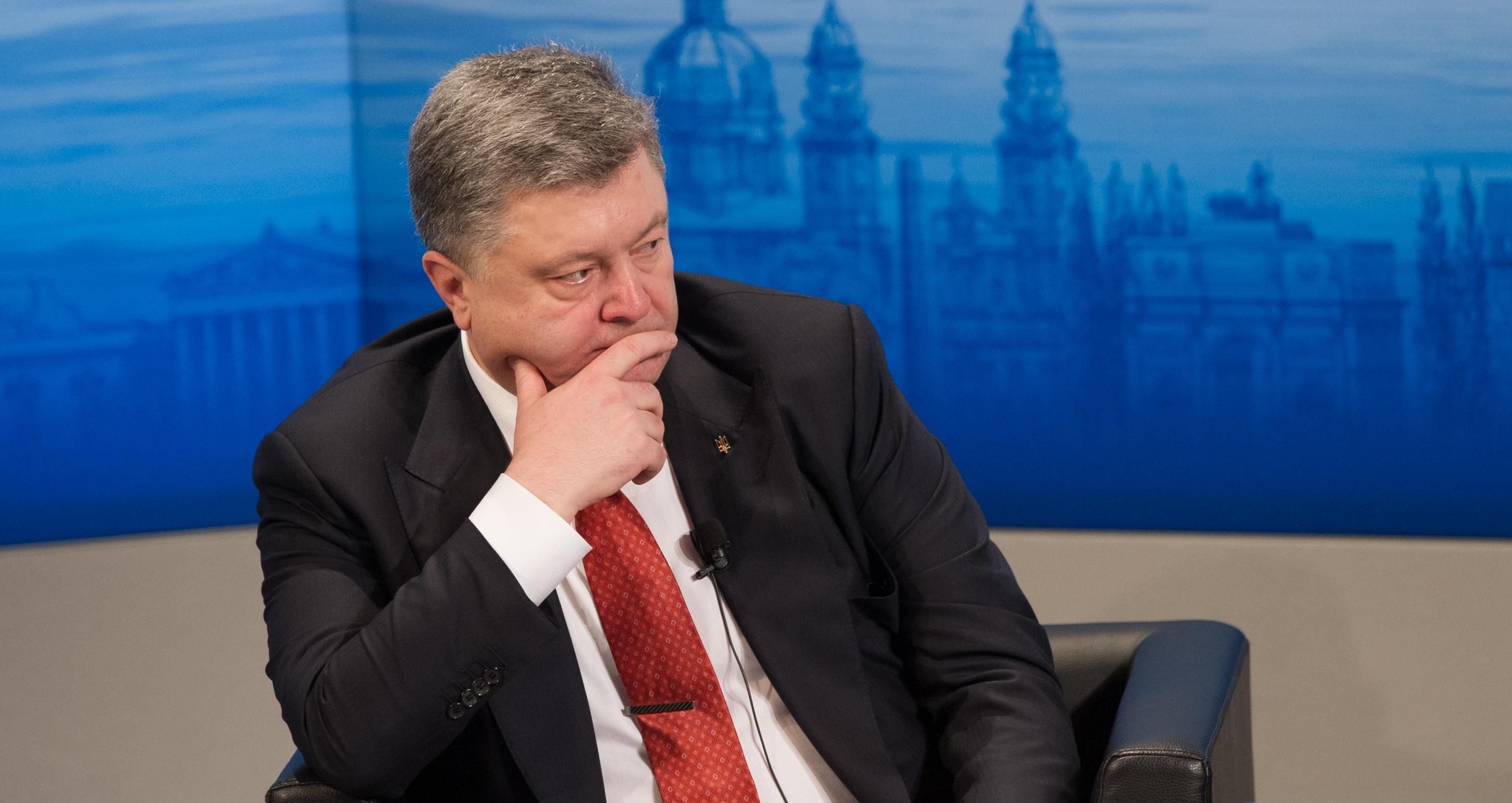 Нардеп вказав на "репутаційний суїцид" стратегів Банкової Нардеп вказав на "репутаційний суїцид" стратегів Банкової