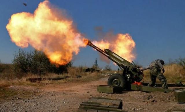 Обострение в АТО: боевики снова палят по Водяному Обострение в АТО: боевики снова палят по Водяному