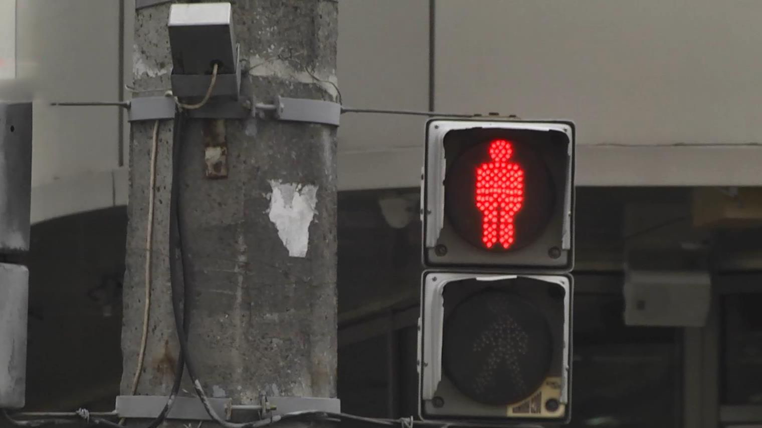 Як поліція перевиховує пішоходів-порушників у Черкасах Як поліція перевиховує пішоходів-порушників у Черкасах