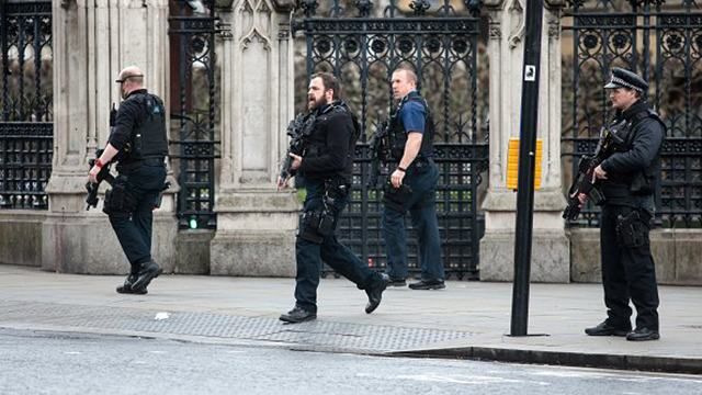 Теракт в Лондоне: опубликовано жуткое видео со стрельбой