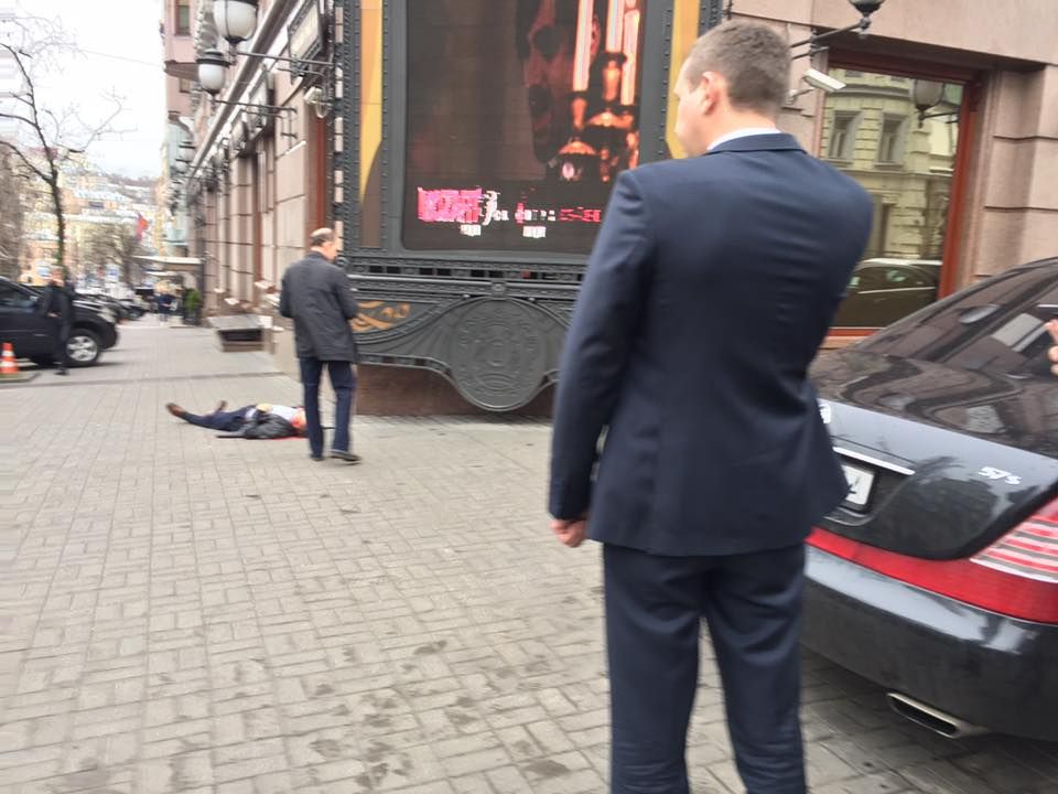 Порошенко зреагував на вбивство екс-депутата Держдуми Вороненкова