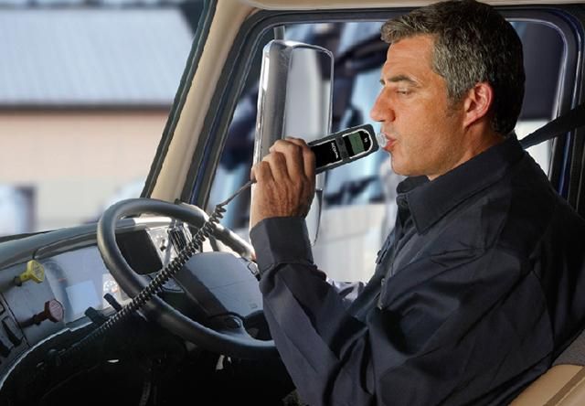 У маршрутках Києва можуть встановити алкозамки У маршрутках Києва можуть встановити алкозамки