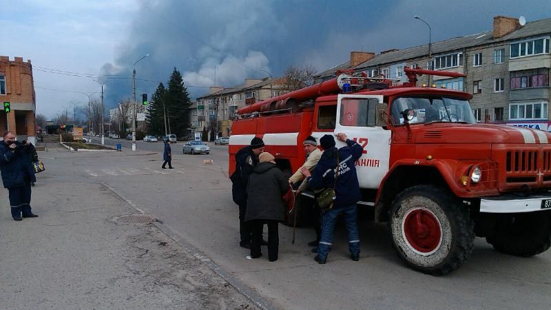 Що зараз відбувається у Балаклії: вибухи не припиняються, 20 тисяч людей евакуйовано