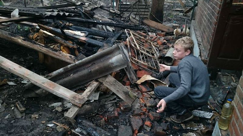 Наче після війни: з'явилися моторошні фото після вибухів у Балаклії Наче після війни: з'явилися моторошні фото після вибухів у Балаклії