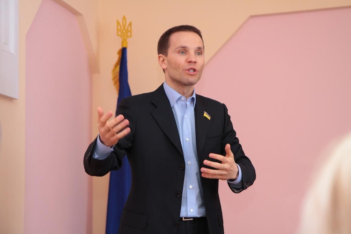 Нардеп рассказал, для чего "БПП" и "Народный фронт" голосовали вместе с "Опоблоком" Нардеп рассказал, для чего "БПП" и "Народный фронт" голосовали вместе с "Опоблоком"