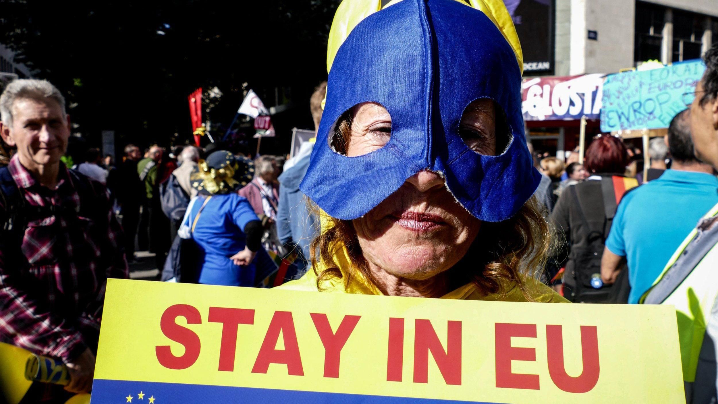 Багатотисячний протест зібрався у Лондоні проти Brexit Багатотисячний протест зібрався у Лондоні проти Brexit