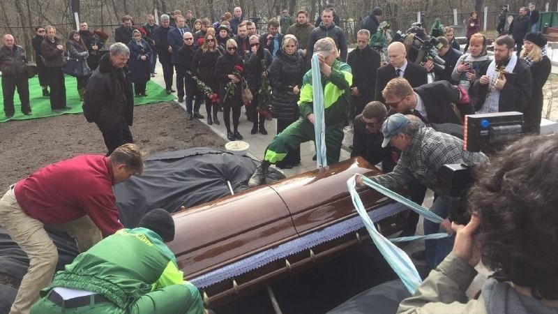 Головні новини 25 березня: Похорон Вороненкова, декларація Савченко 