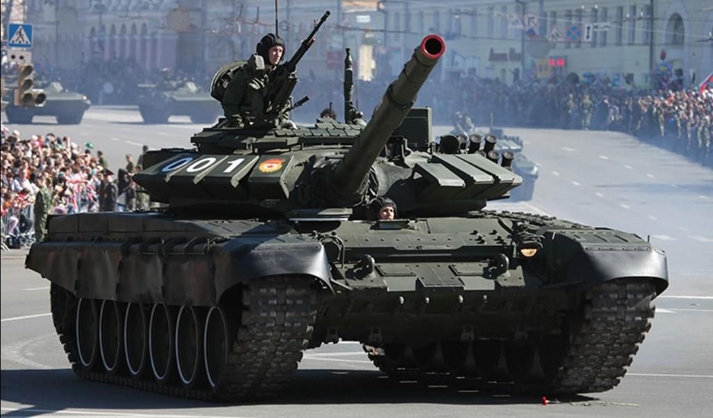 Россия перебросила к границе с Украиной новые танки