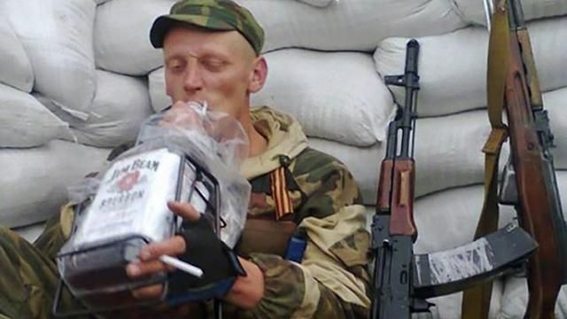 Российские военные устроили массовую пьянку в аннексированном Крыму