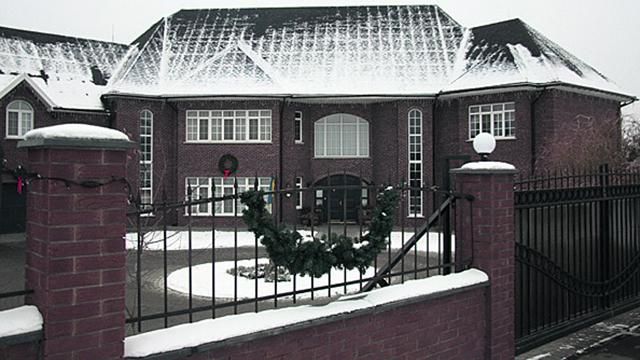 Яресько оплатила экс-супругу 7 миллионов за роскошный особняк Яресько оплатила экс-супругу 7 миллионов за роскошный особняк