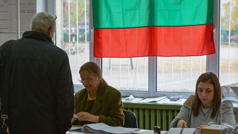 В Болгарии завершились парламентские выборы: лидирует проевропейская партия