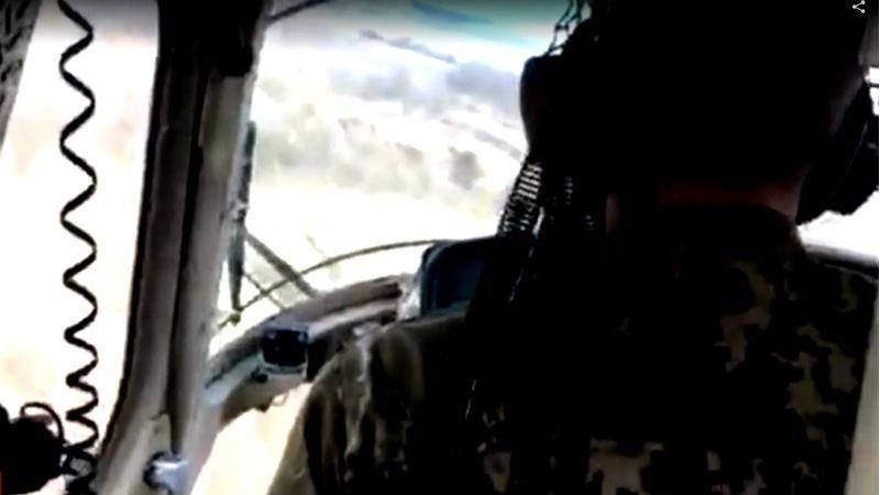 Унікальне відео з кабіни військового вертольота, що впав біля Краматорська Унікальне відео з кабіни військового вертольота, що впав біля Краматорська