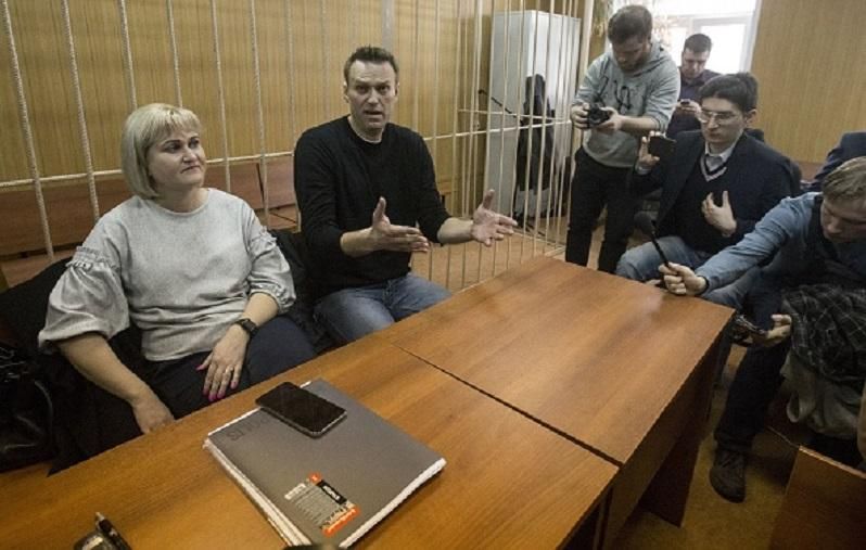 Навального  заарештували на 15 діб за непокору