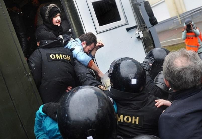 Появилась информация о задержанных в Минске украинцах
