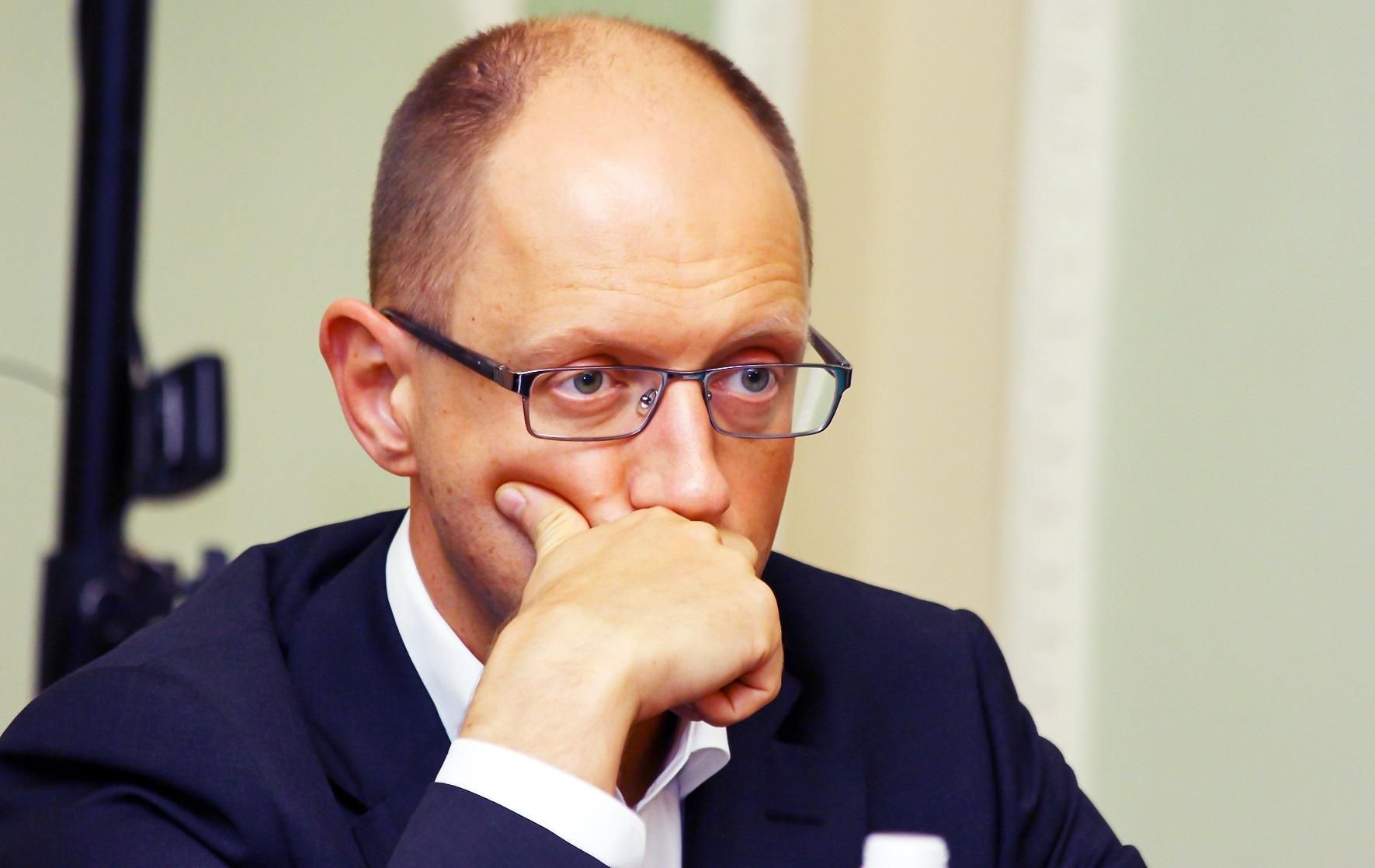 Украина выразила России возмущение из-за Яценюка Украина выразила России возмущение из-за Яценюка