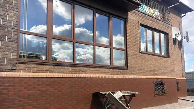 Бизнесмен убил грабителя, который ворвался в его дом на Сумщине Бизнесмен убил грабителя, который ворвался в его дом на Сумщине