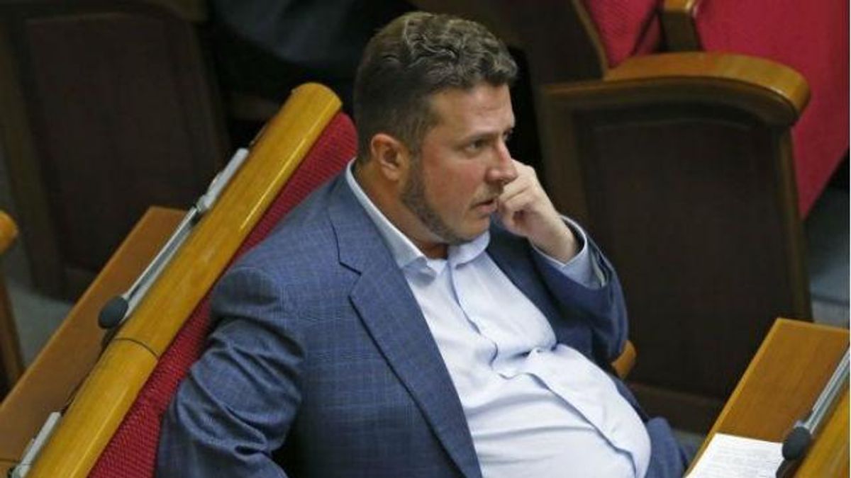 Наглость зашкаливает. Нардеп дерзко прокомментировал свое кнопкодавство Наглость зашкаливает. Нардеп дерзко прокомментировал свое кнопкодавство
