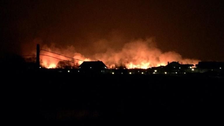 З'явилось ексклюзивне відео серйозної пожежі на Позняках у Києві